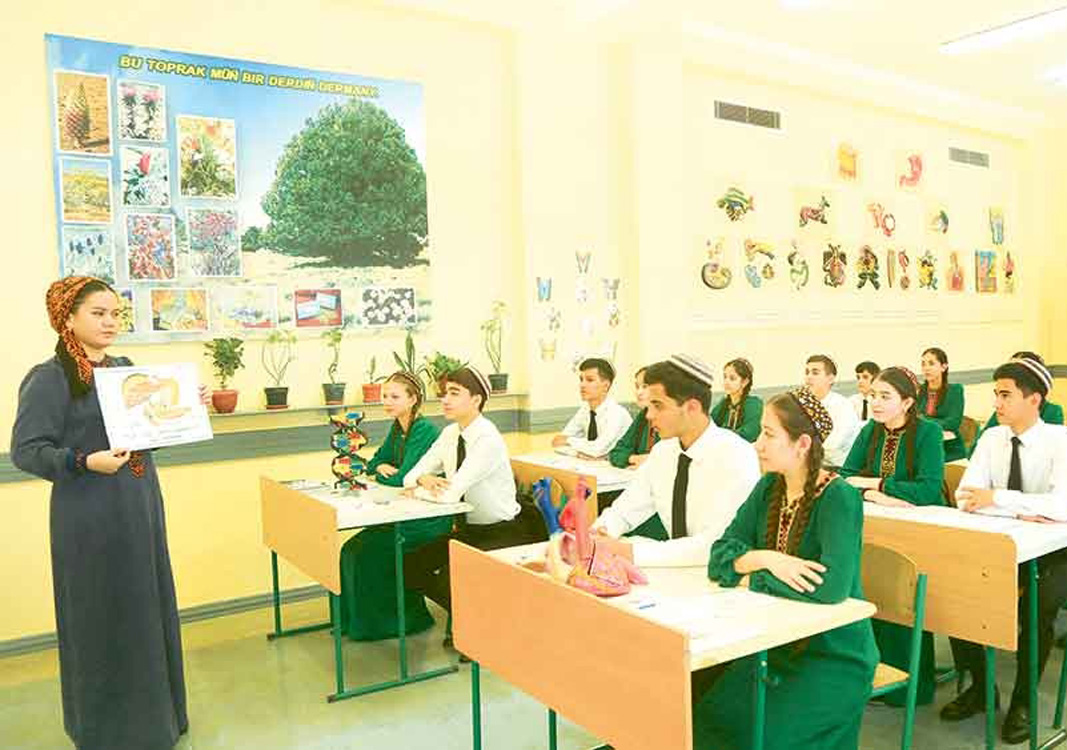 Biologiýadan amaly sapaklary geçirmegiň usullary