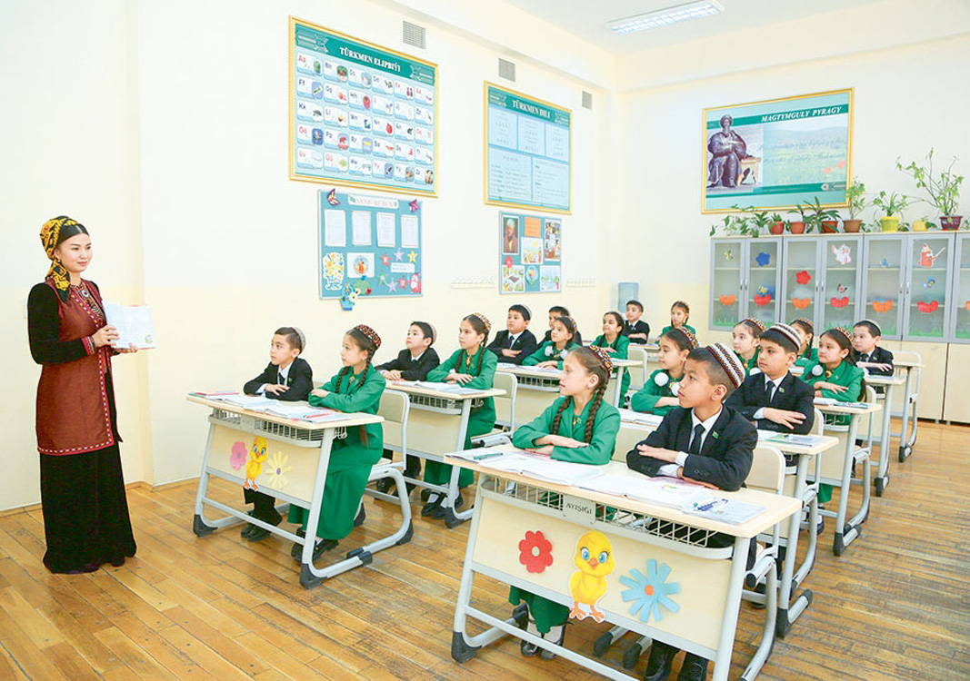 Başlangyç synplarda okuw-görkezme esbaplarynyň ähmiýeti