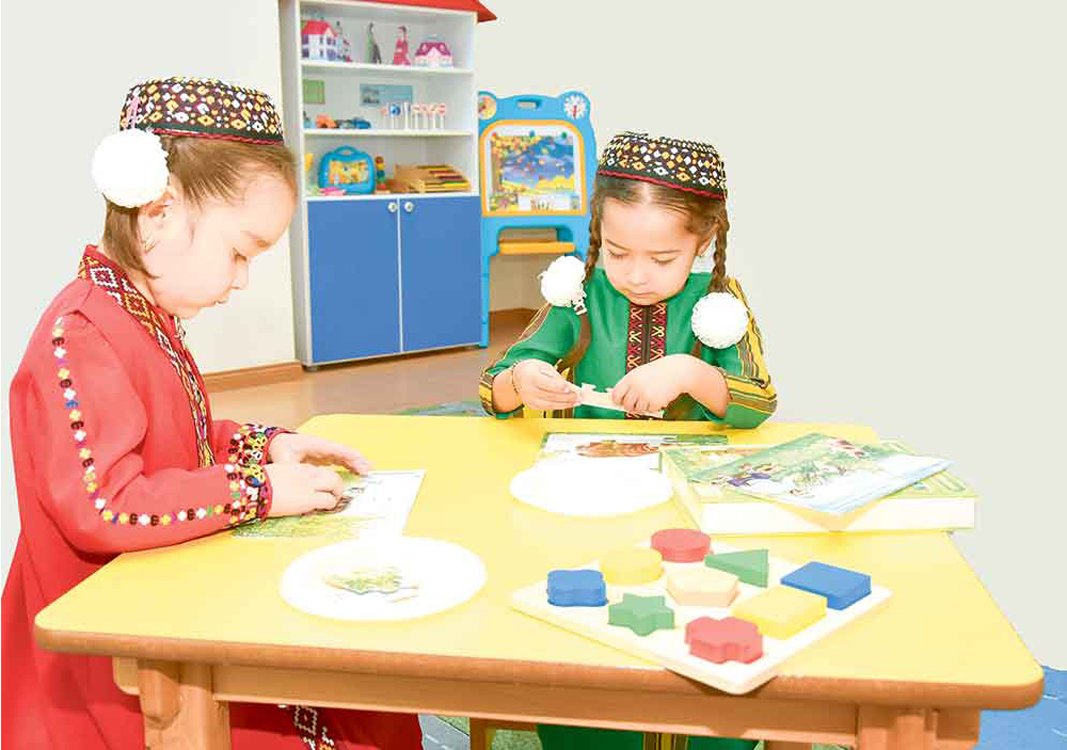 Mekdebe çenli ýaşly çagalaryň sözleýiş dilini ösdürmekde häzirkizaman öwrediji oýunlaryň ähmiýeti